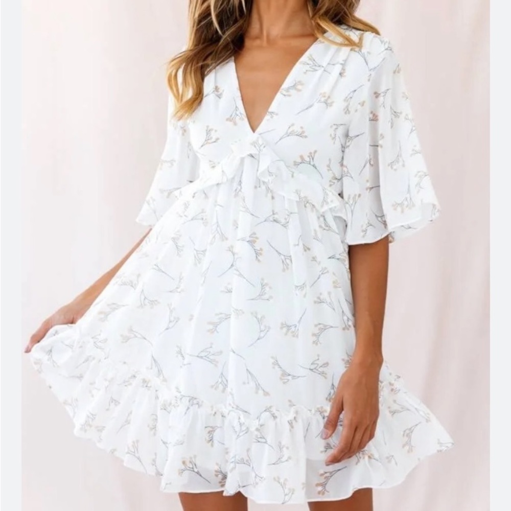 Flissy Angel Sleeve Cut-Out Babydoll Dress